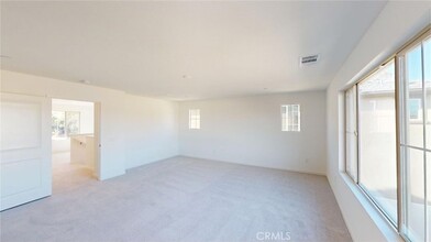 2206 Yuzu St in Corona, CA - Building Photo - Building Photo