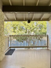 9929 Azuaga St in San Diego, CA - Foto de edificio - Building Photo