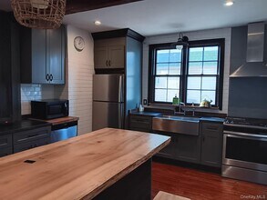 418 E Olive St in Long Beach, NY - Building Photo - Building Photo