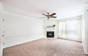 617 College Ave SW in Lenoir, NC - Building Photo - Building Photo