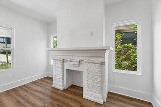 1321 NE 9th St in Oklahoma City, OK - Building Photo - Building Photo