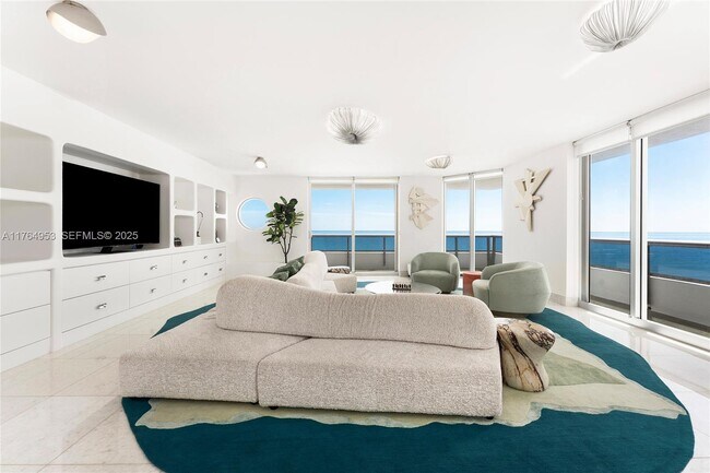 5801 Collins Ave in Miami Beach, FL - Building Photo - Building Photo