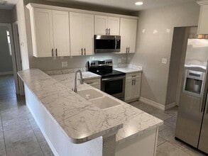 1924 Elizabeth St in Melbourne, FL - Building Photo - Building Photo