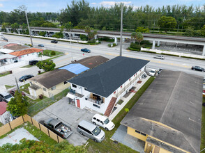 310 E 21st St in Hialeah, FL - Building Photo - Building Photo