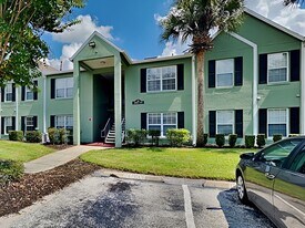 2065 Dixie Belle Dr in Orlando, FL - Building Photo