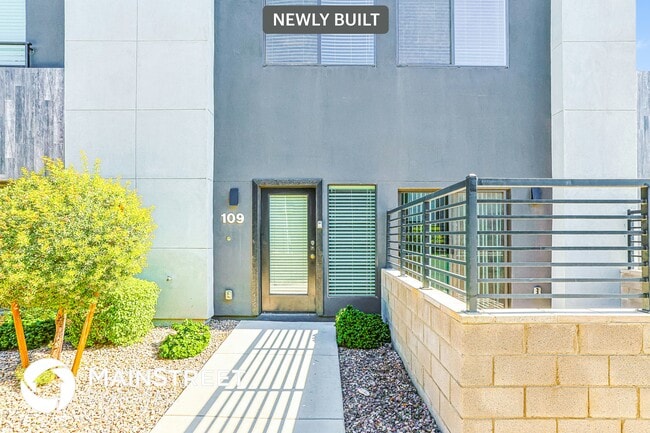 property at 1119 S Stapley Dr