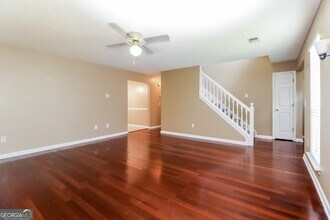 1198 Oak Knoll Ct in Lithonia, GA - Building Photo - Building Photo
