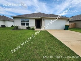 10209 Brandi Kay Dr in North Little Rock, AR - Building Photo
