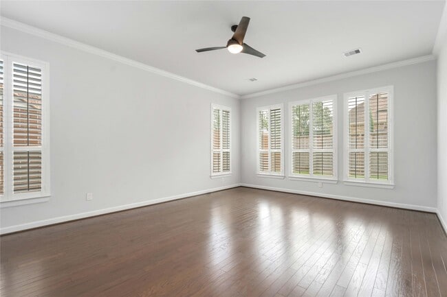 property at 1303 Gardenia Dr