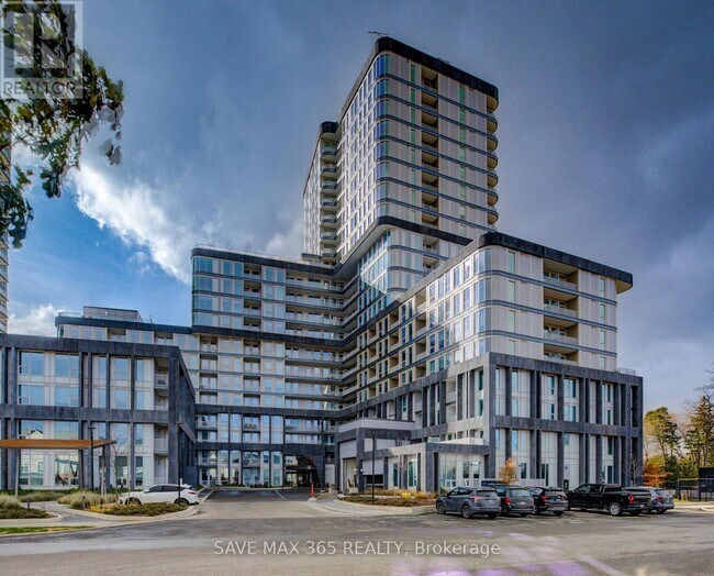 3240 William Coltson Ave in Oakville, ON - Building Photo - Building Photo