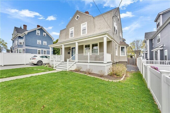 12 Observatory Ave in Providence, RI - Building Photo - Building Photo