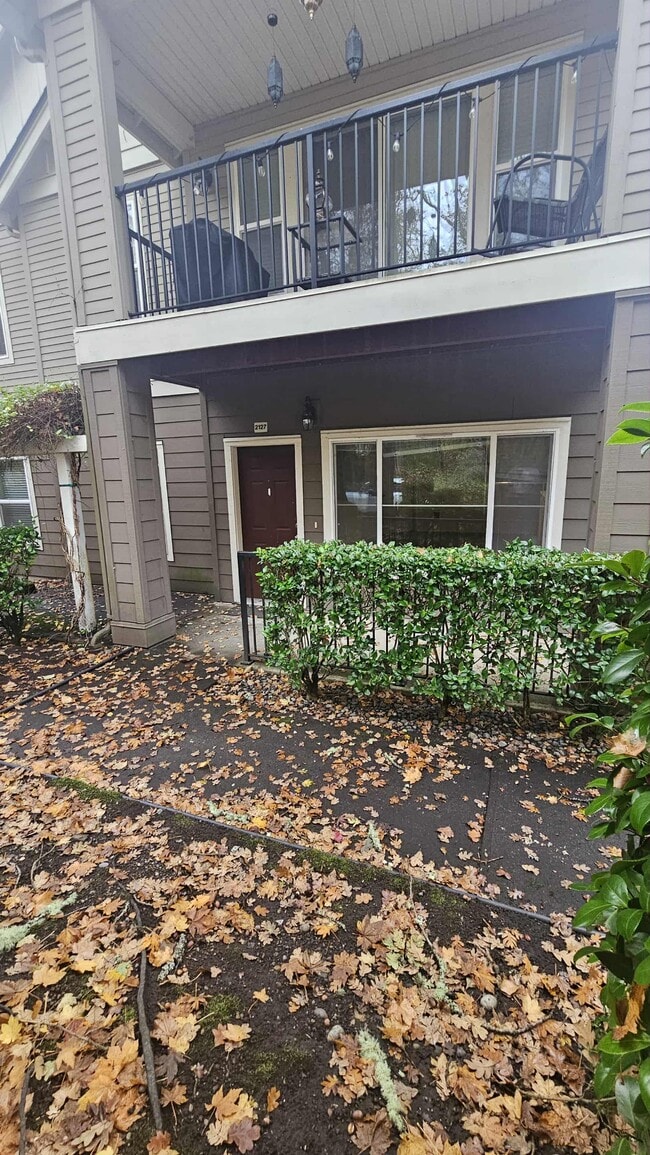 2127 Hammond Ave in Dupont, WA - Building Photo - Building Photo