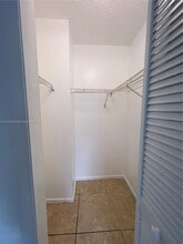 8170 NW 10th St, Unit 2 in Miami, FL - Building Photo - Building Photo