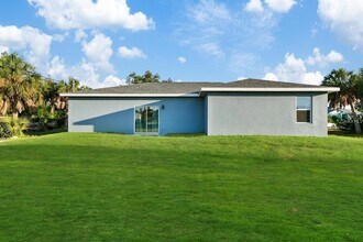3038 Sargeant St in Port Charlotte, FL - Building Photo - Building Photo