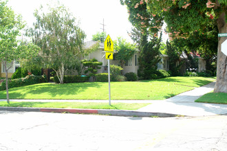 517 S 7th St in Burbank, CA - Building Photo - Building Photo