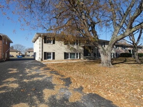 241 S Small Ave in Kankakee, IL - Building Photo - Building Photo