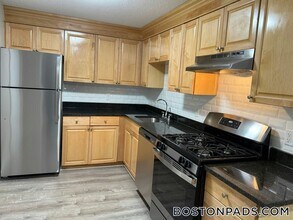 19 Kenmar Dr, Unit 25 in Billerica, MA - Foto de edificio - Building Photo