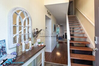 7908 Falcon Rest Cir in Raleigh, NC - Foto de edificio - Building Photo