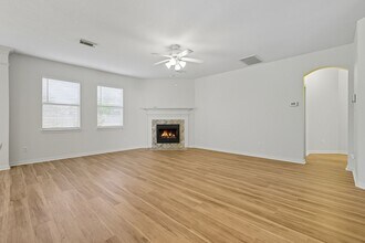 28018 Wind Hawk Dr in Katy, TX - Building Photo - Building Photo