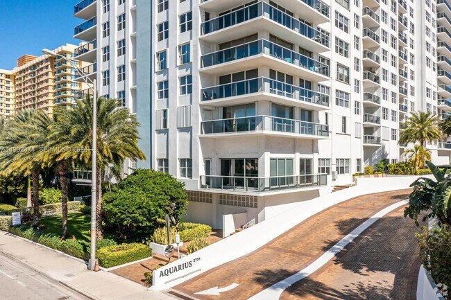 property at 2751 S Ocean Dr