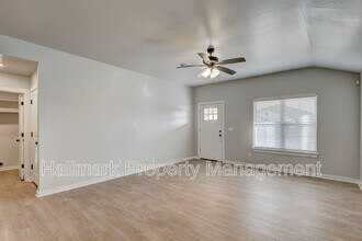 719 Ivy Ln in Noble, OK - Building Photo - Building Photo