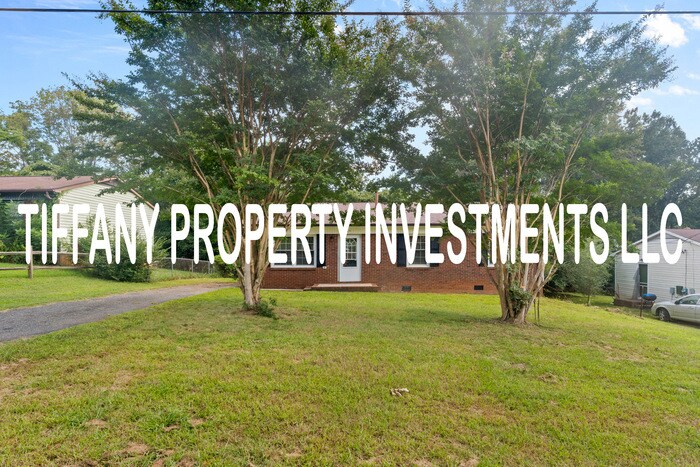 654 Dundeen Dr in Gastonia, NC - Building Photo