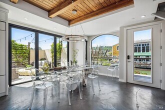 15 Gate 6 1/2 Rd in Sausalito, CA - Building Photo - Building Photo