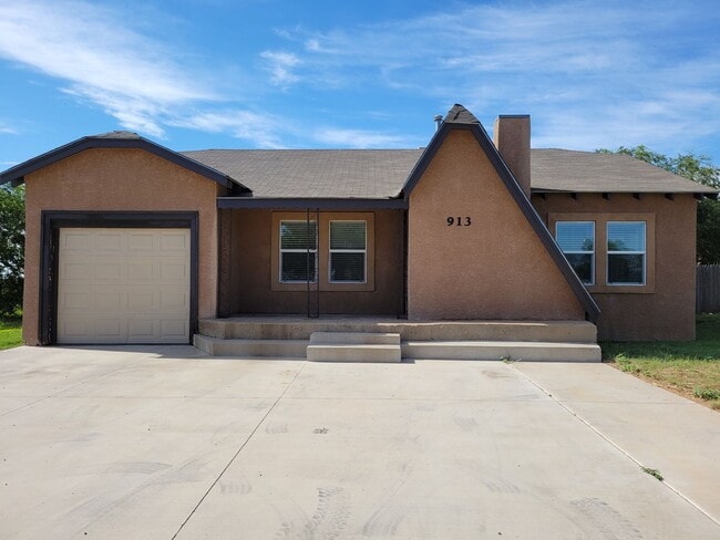 property at 913 E Brady Ave