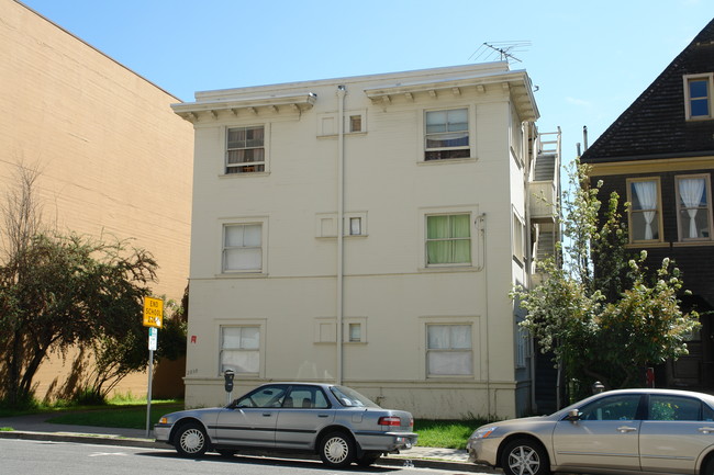 2030-2032 Bancroft Way in Berkeley, CA - Building Photo - Building Photo