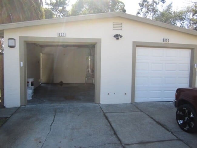 property at 633 Hichborn St