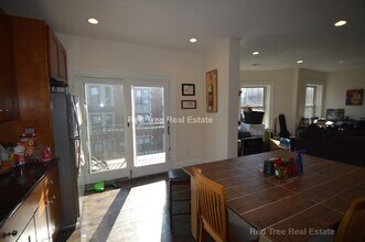 29 Commonwealth Terrace, Unit 3 in Boston, MA - Foto de edificio - Building Photo