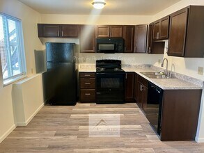 1013 Western Dr in Colorado Springs, CO - Building Photo - Building Photo