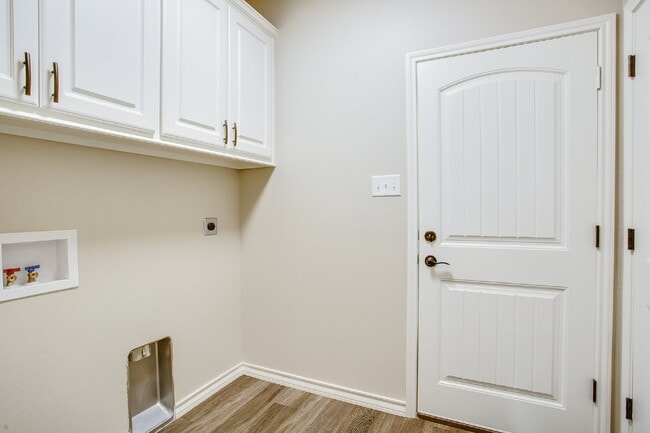 property at 2221 Quitman Ave