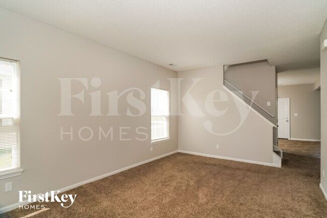 8142 Corktree Dr in Indianapolis, IN - Building Photo - Building Photo