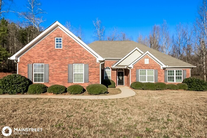 332 Crestridge Ln in Ellenwood, GA - Foto de edificio