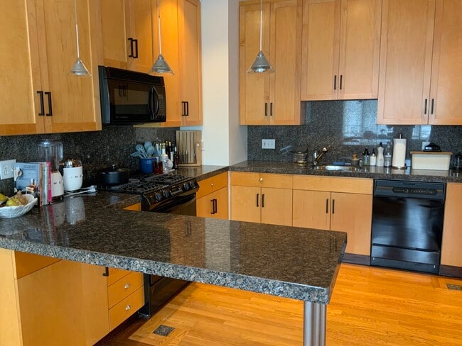 2131 Greenwich St, Unit 2131 in San Francisco, CA - Foto de edificio - Building Photo