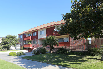 North Park Jasmine Apartments in Los Angeles, CA - Building Photo - Building Photo