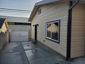 3944 Vista Ct in Glendale, CA - Building Photo - Building Photo