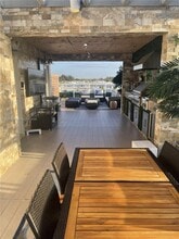 10331 NW 64th Ln in Doral, FL - Building Photo - Building Photo