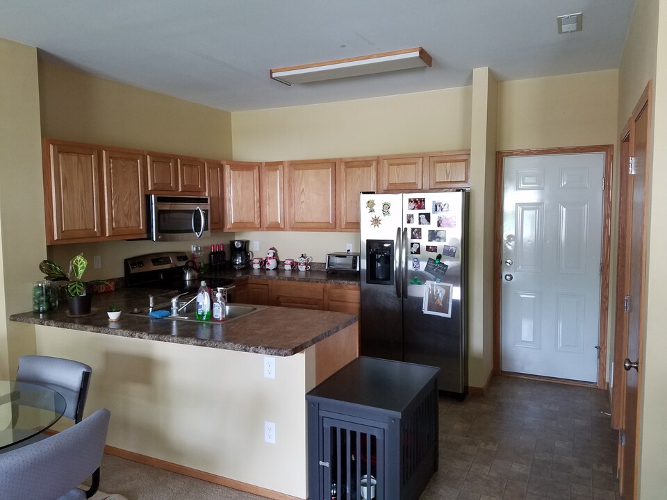 605 3rd Ave in Coralville, IA - Building Photo