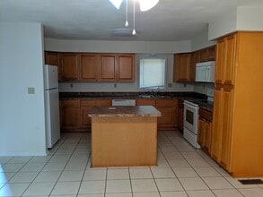 1445 Goose Landing in Virginia Beach, VA - Building Photo - Building Photo
