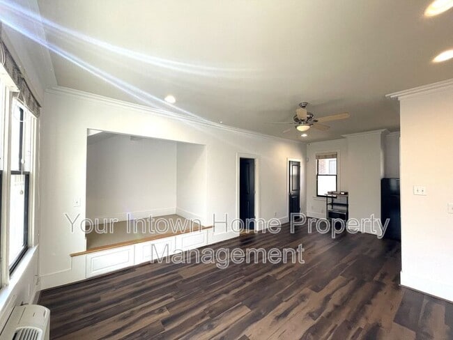 property at 1867 Gordon Manor NE