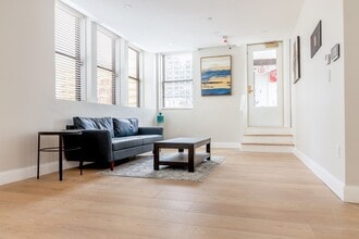 44 Bromfield St-Unit -901 in Boston, MA - Building Photo - Building Photo