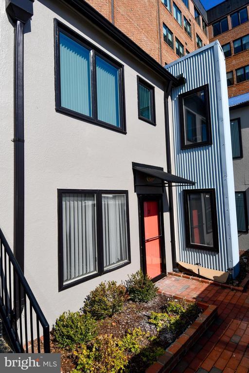 property at 113 N Fayette St