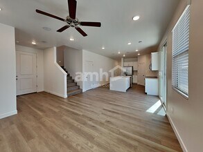 18458 W Honeysuckle Dr in Surprise, AZ - Building Photo - Building Photo