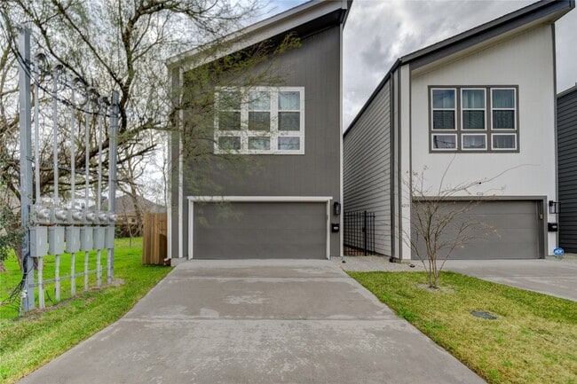property at 4220 McKinley St