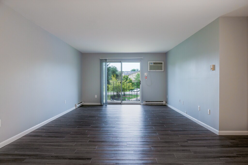 Whitnall Park Apartments Franklin, WI Apartments