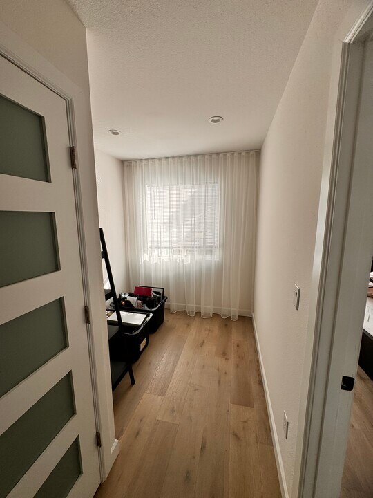 2753 Diamond Loop in Milton, WA - Building Photo