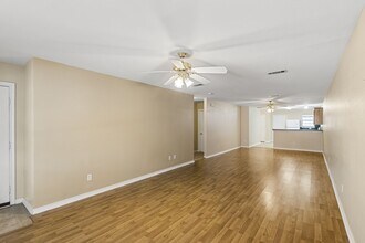 914 Willow Pond St in College Station, TX - Building Photo - Building Photo