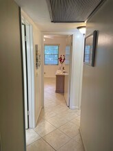 63 Sheffield C, Unit C in West Palm Beach, FL - Building Photo - Building Photo